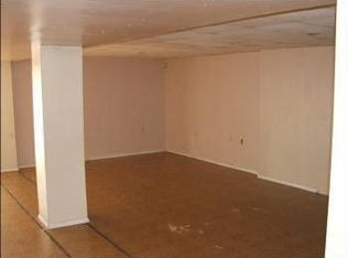 8 Tomber Ct, Baltimore, MD