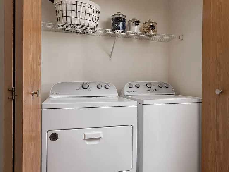 Manchester Oaks In-Unit Washer and Dryer