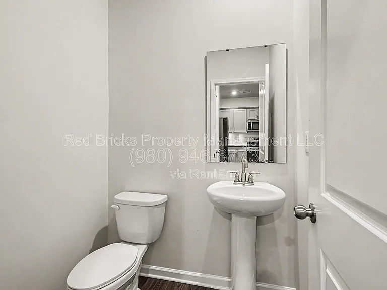 8009 Whitegrove Rd — Photo 11