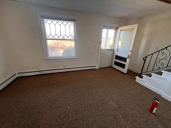 3rd image of 205 Railroad Ave APT 2