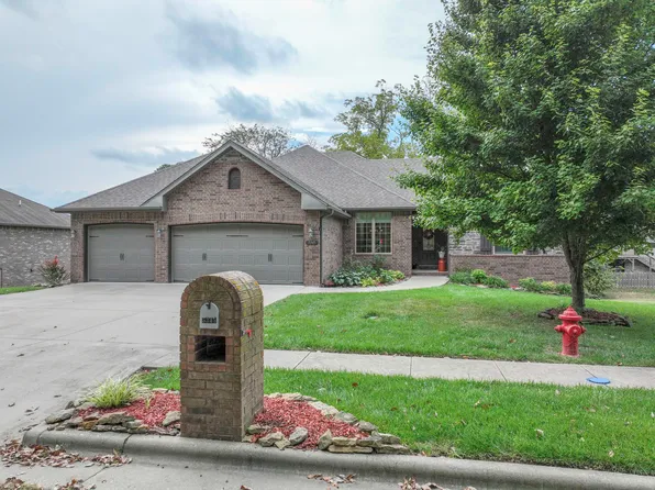 5345 S James Avenue, Springfield, MO 65810