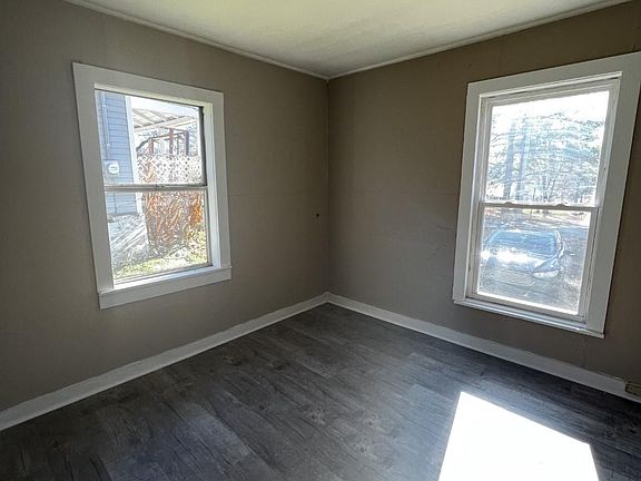4th image of 1814 Browning St