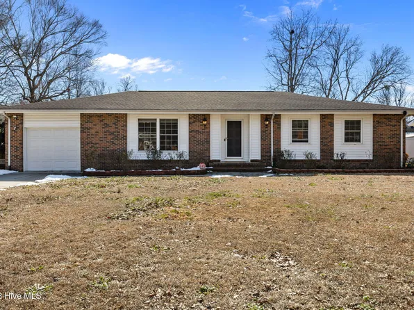 107 Estate Drive, Jacksonville, NC 28540