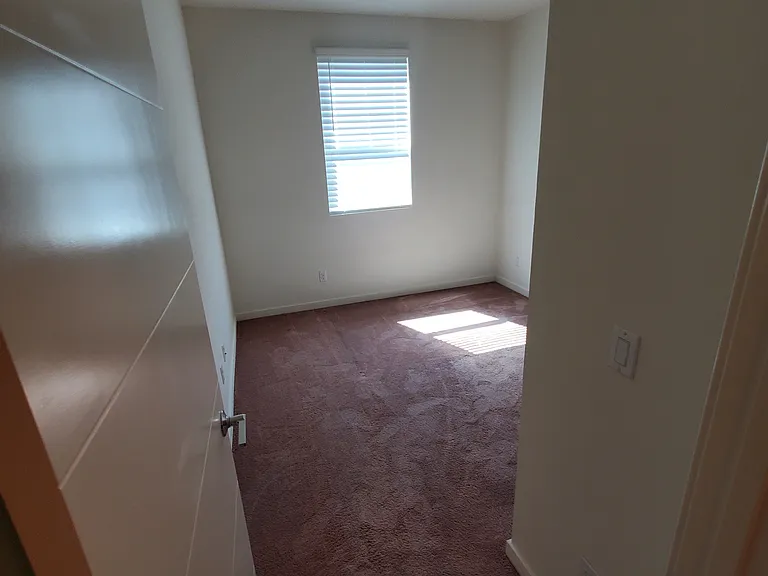 4th Broom - 3rd floor