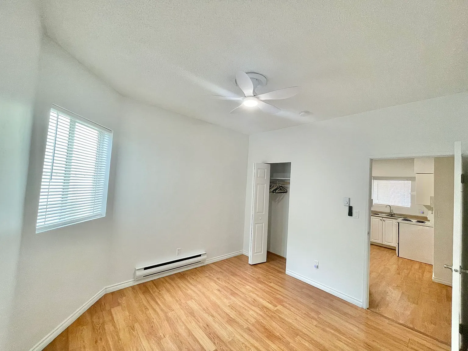 Freshly painted 1 Bed at Mount Pleasant — Photo 4