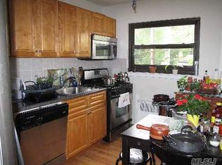 7634 Springfield Blvd, Oakland Gardens, NY 11364