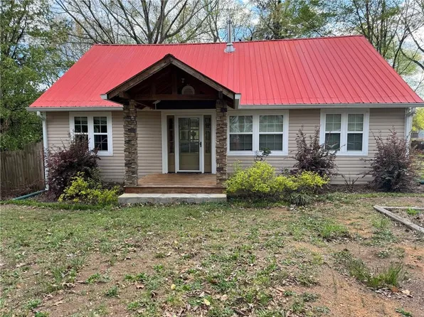 210 Edmondson St, Summerville, GA 30747