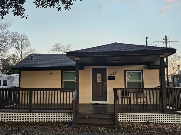 2337 N Park Ave, Pearland, TX 77581