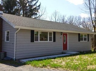 224 High Rd, Pottsville, PA 17901