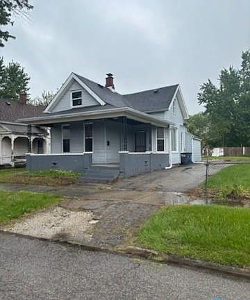3rd image of 566 Palmwood Ave