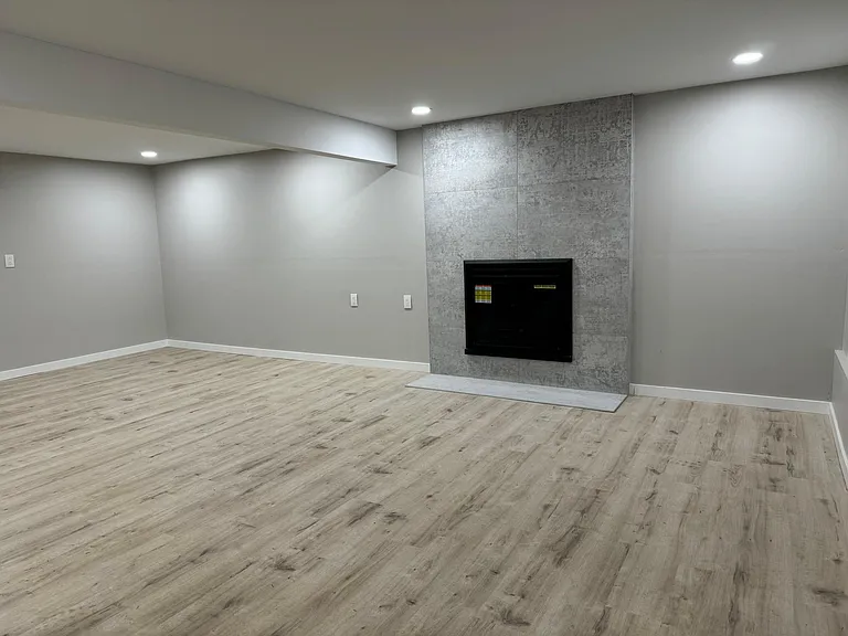 16209 Lake Hills Blvd — Photo 34
