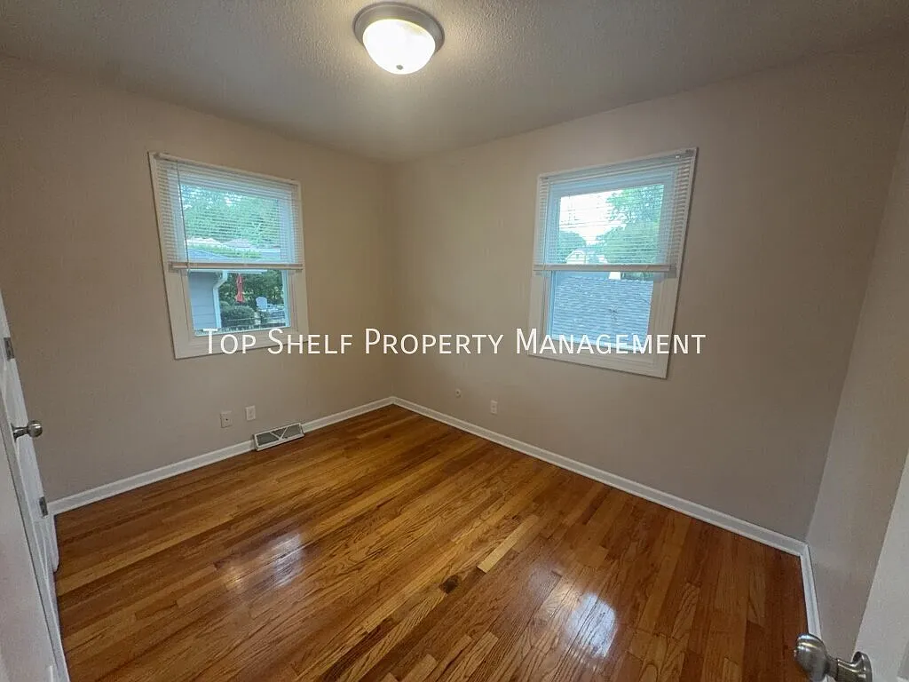 2 bed, 860 sqft, $1,100 — Photo 4