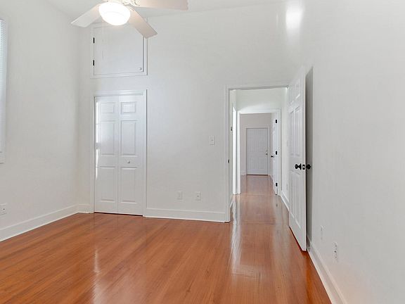 4th image of 2036 Valmont St #2036