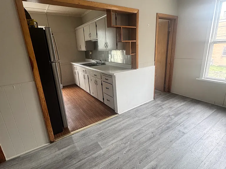 57 Green St #2 — Photo 2