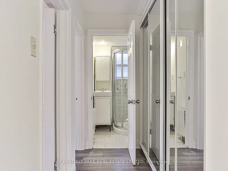 76 Walmsley Blvd #1 — Photo 18