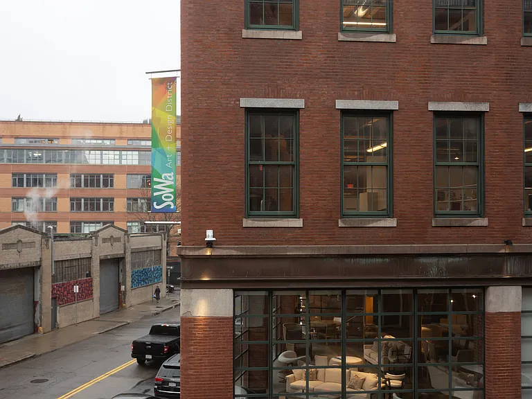 Sowa Boston — Photo 24