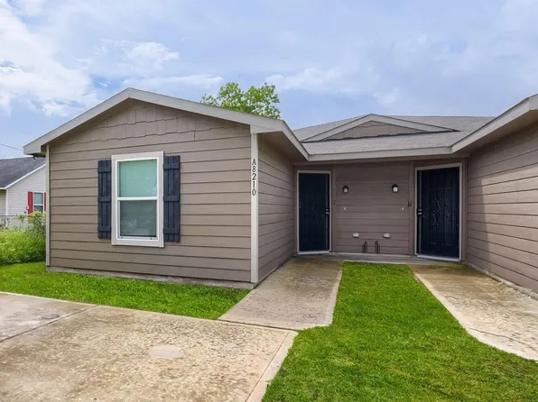 8210 Hanna St #A-b, Houston, TX 77028