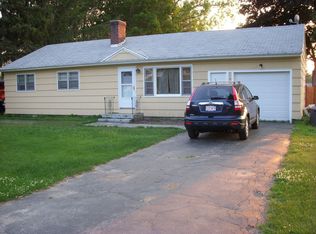 216 Dalton Division Rd, Pittsfield, MA 01201