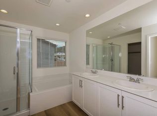 27068 Basalt Dr, Sun City, CA 92585