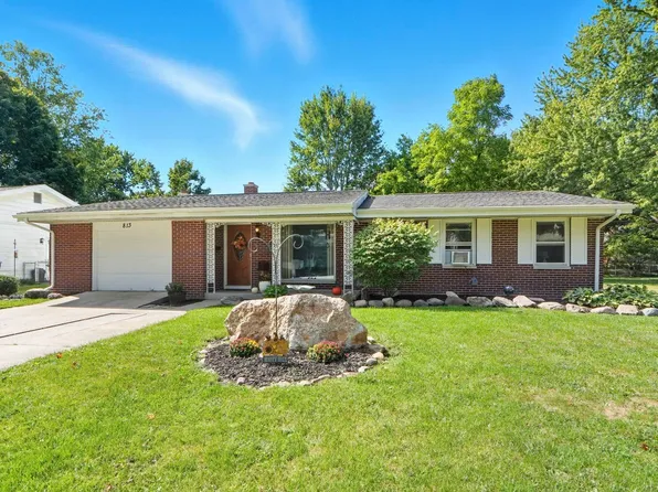 813 Pearse Ave, Auburn, IN 46706