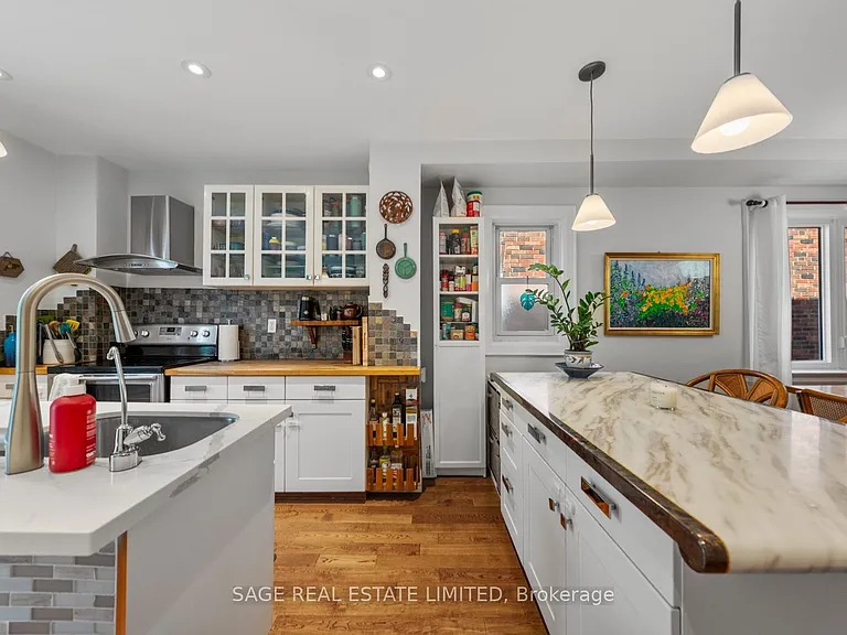 1084 Pape Ave — Photo 9
