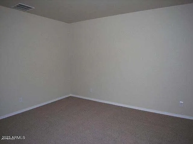 609 E Pearce Rd — Photo 13