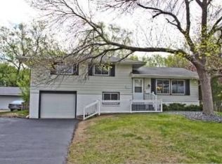 6206 Noble Ave N, Brooklyn Center, MN 55429