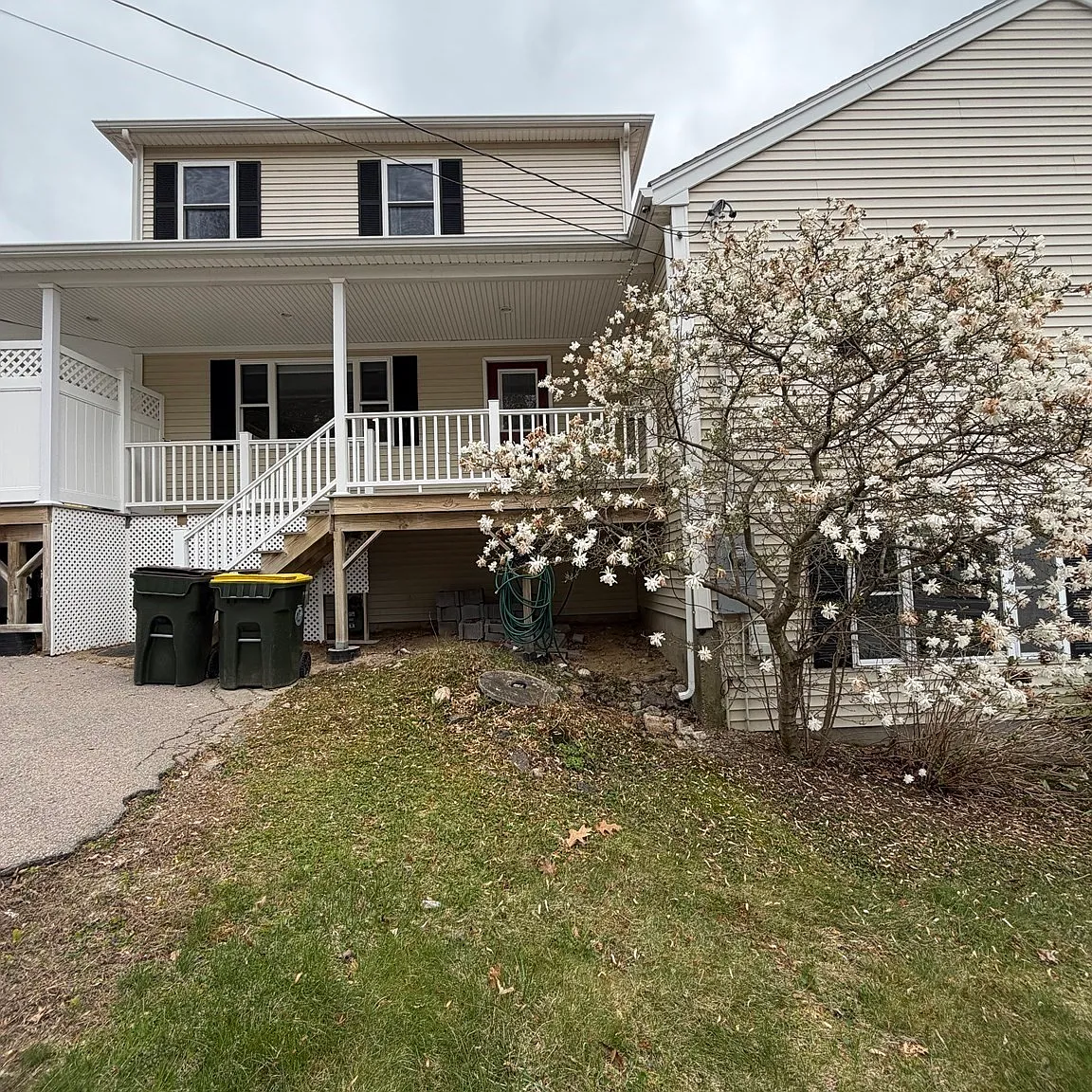 4 bed, 2.5 bath, 3152 sqft, $4,200 — Photo 2