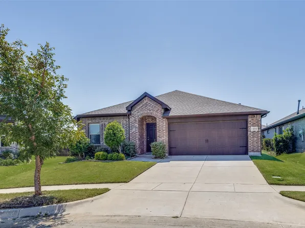 1404 Rosebush Rd, Aubrey, TX 76227
