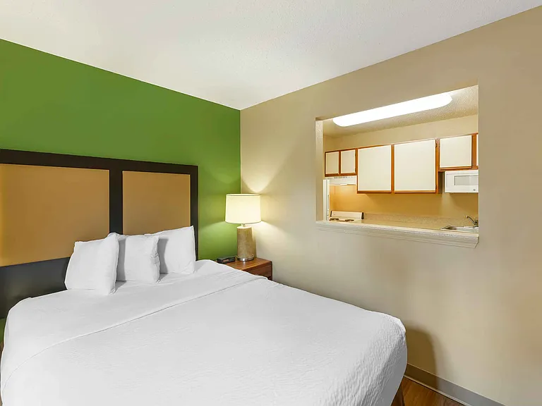 Studio Suite - 2 Queen Beds
