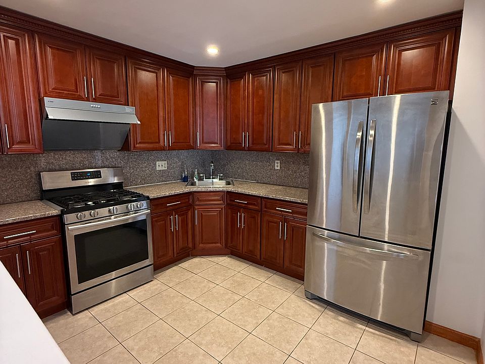1st image of 24058 68th Ave Floor 2
