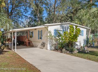 6421 Theresa Ave, Weeki Wachee, FL 34607