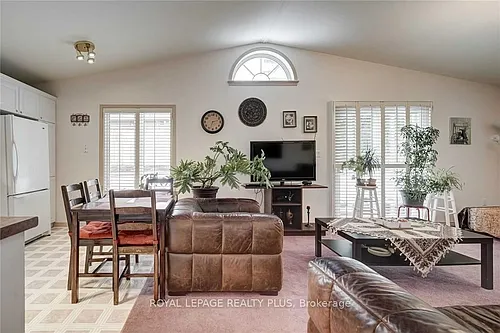 16 Alderway Ave Photo 1