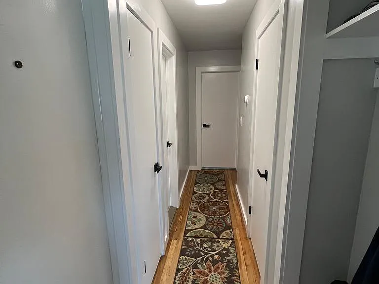 1714 Jackson Ave — Photo 9