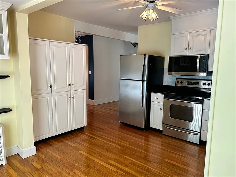 500 Lowell St — Photo 7