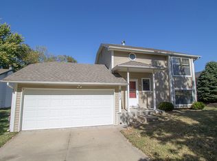 4303 W Brookview Ter, Columbia, MO 65203