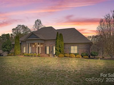 132 Patrick Ln, Mount Holly, NC, 28120