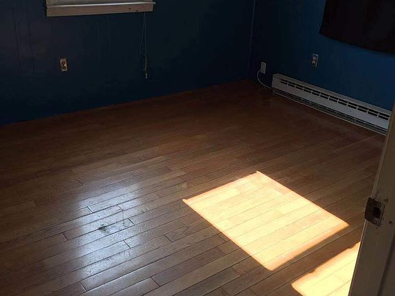 4th image of 8 Maple St #5