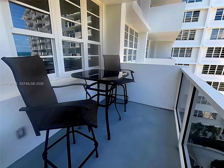 100 Lincoln Rd #821 — Photo 12