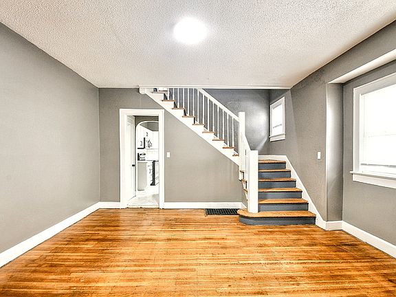 5th image of 4245 N College Ave