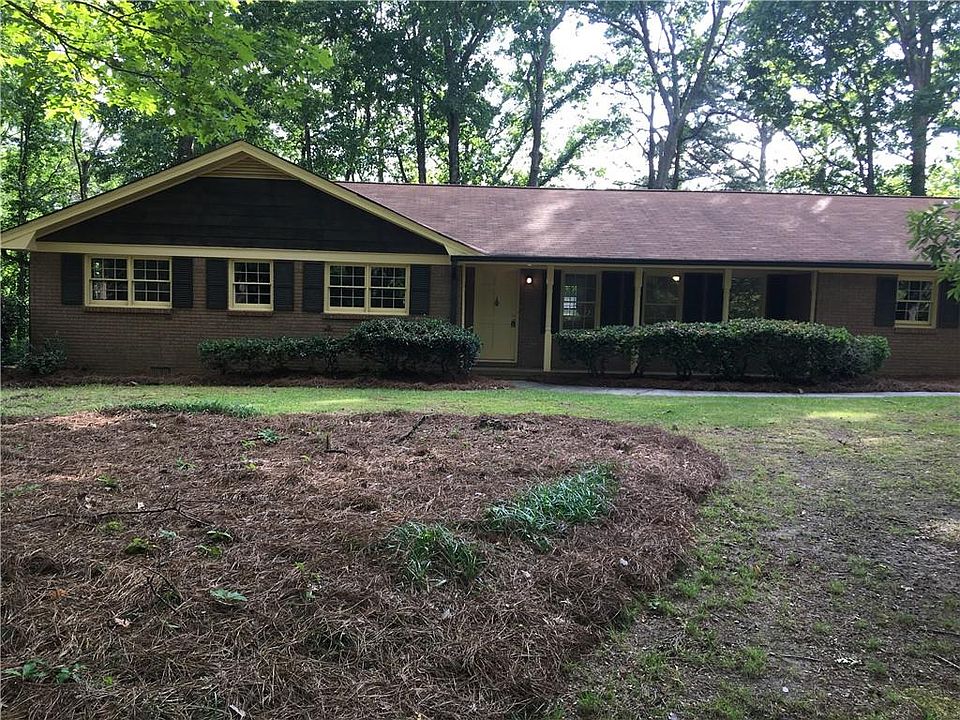 1st image of 2751 Hickory Trl