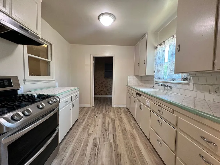 1101 Nebraska Ave — Photo 11