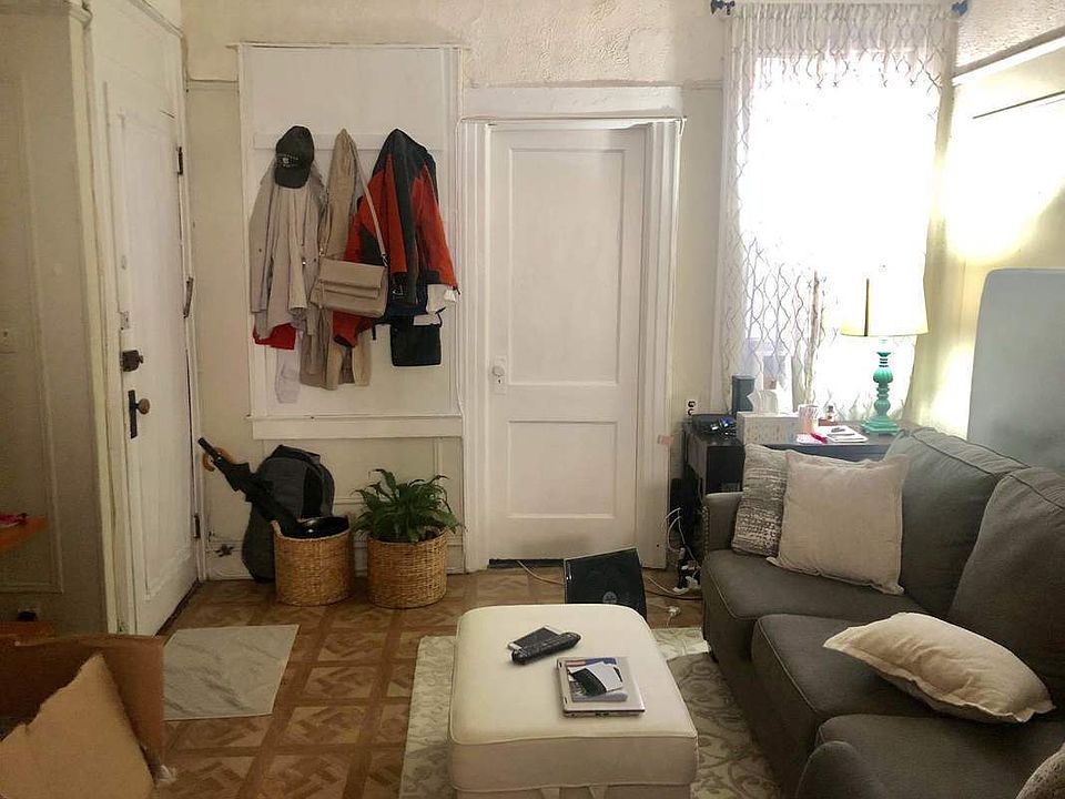 1st image of 3050 44th St APT 3L