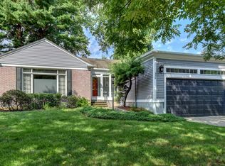 336 Grotto Ave, Providence, RI 02906