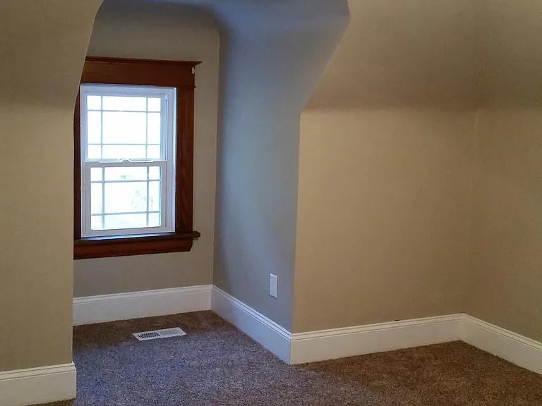 3561 Howard St — Photo 28