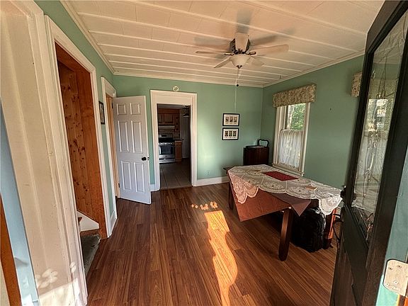 2nd image of 103 Cuyler St