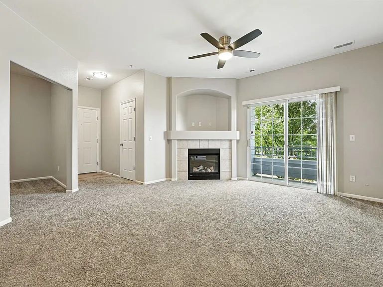 5255 Memphis St #312 — Photo 19