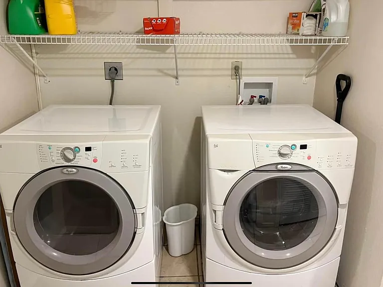 655 E 600 N #4 — Photo 6