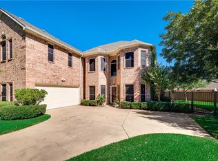 8 Equestrian Ct, Mansfield, TX 76063