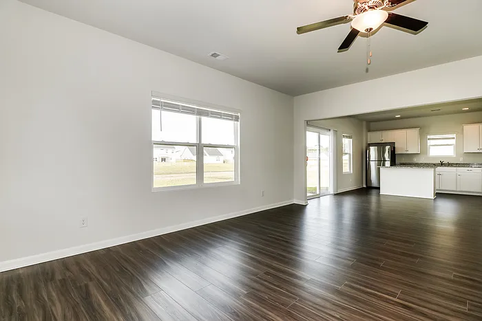 126 Shire Dr — Photo 6